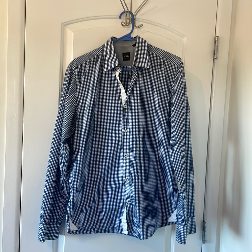 Men’s Medium Hugo Boss button down